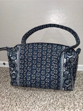 vera bradley small duffle